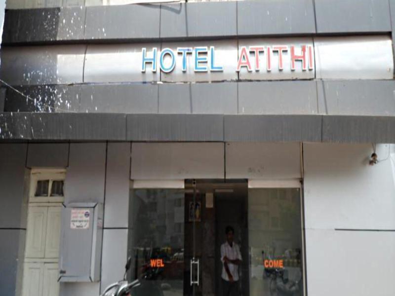 Hotel Atithi Amhedabad Dış mekan fotoğraf